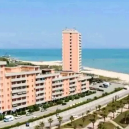 With 2 Bedrooms In San Tommaso Tre Archi With Wonderful Sea View And Furnished Terrace 200 M From The Beach *